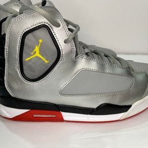 Jordan Flight Luminary size 8